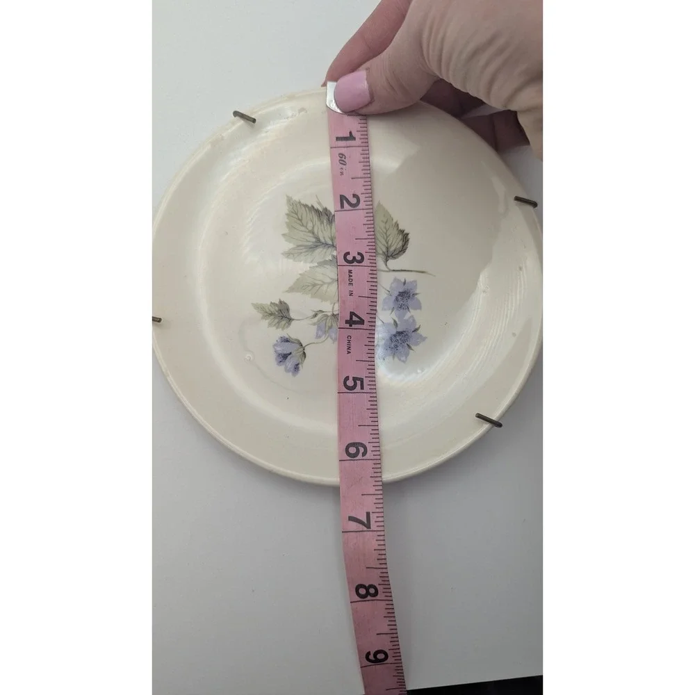 Edwin Knowles Milano Vintage‎ Purple Floral Plates Set of 2 with Hangers 6.25in